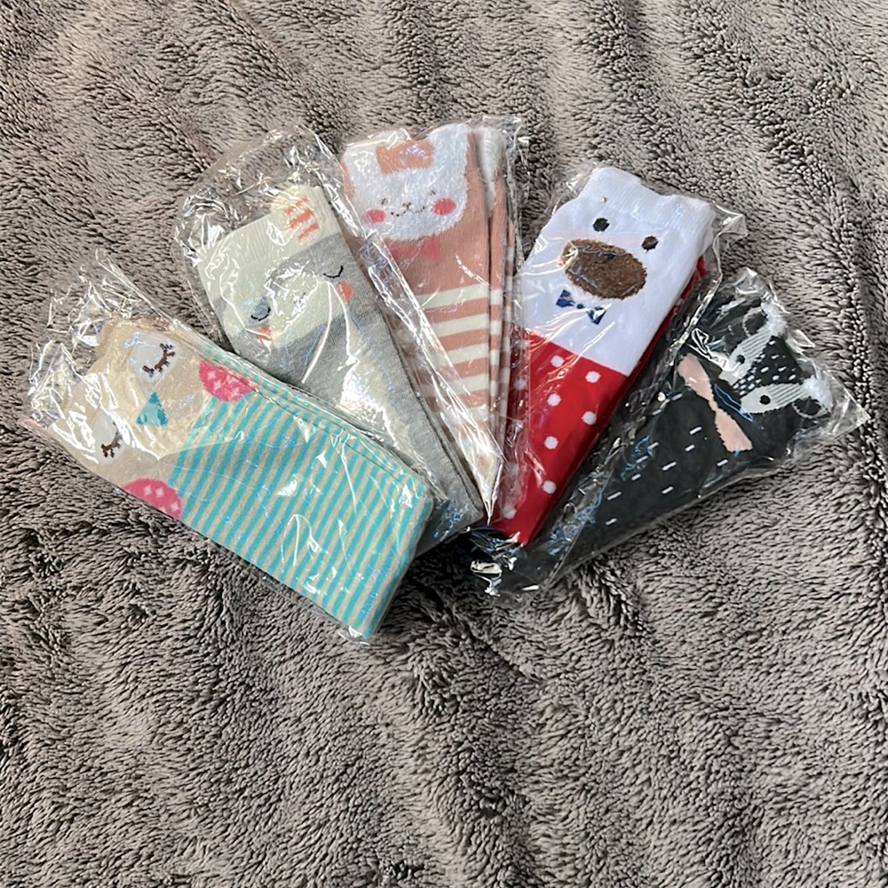 BRAND NEW character socks 5 pack